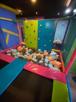 Miniatura de Zona de salto con foso espuma a médida